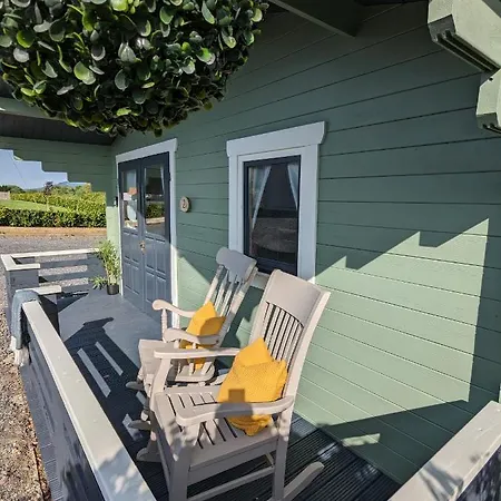 Westport Country Chalets Exterior photo